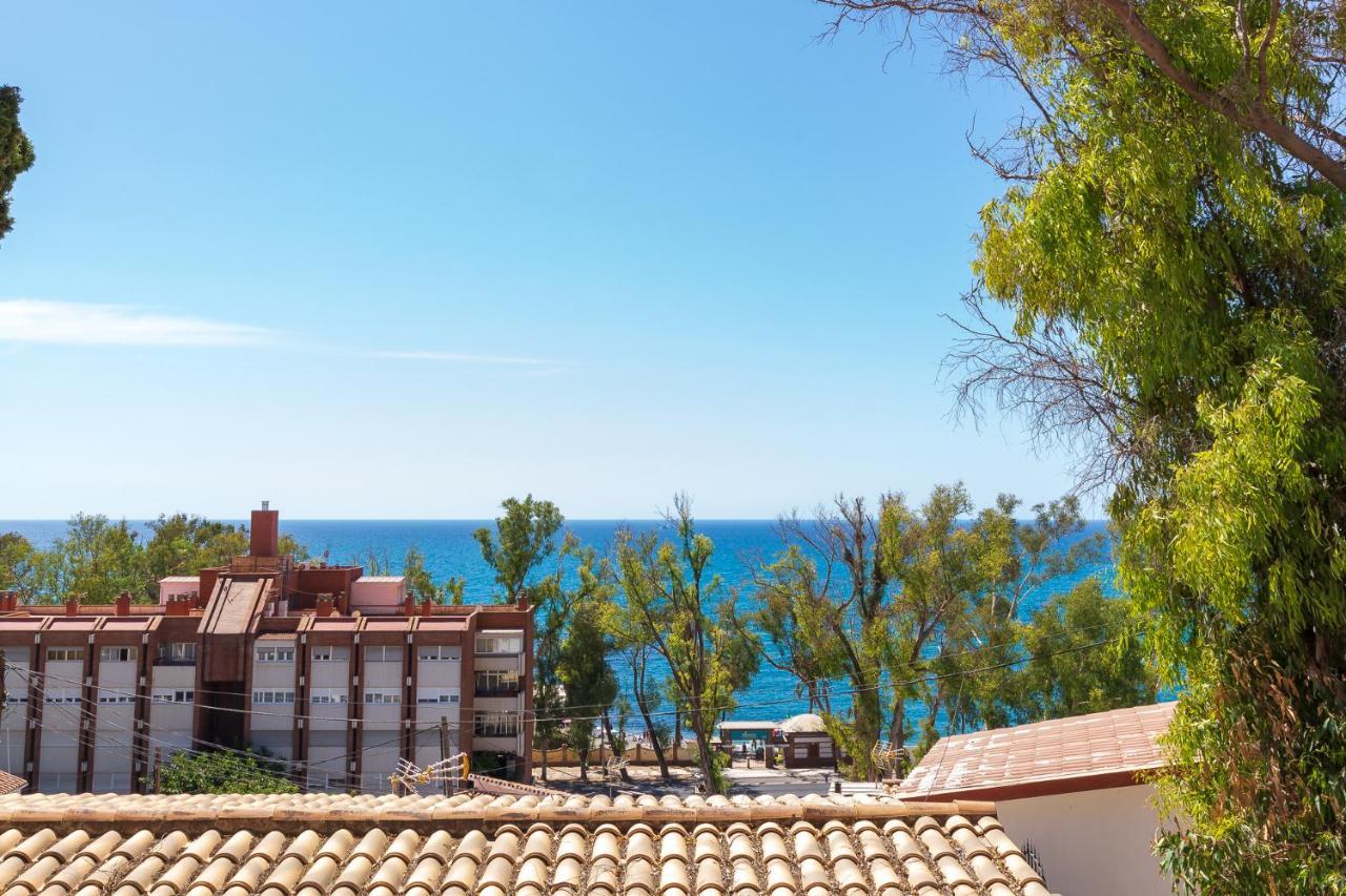 Casa De La Playa. Beach House With Magnificent Sea Málaga Eksteriør billede